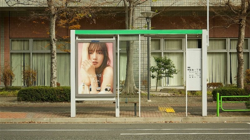 How can the electronic IoT advertising box lock restructure the advertising box management model?